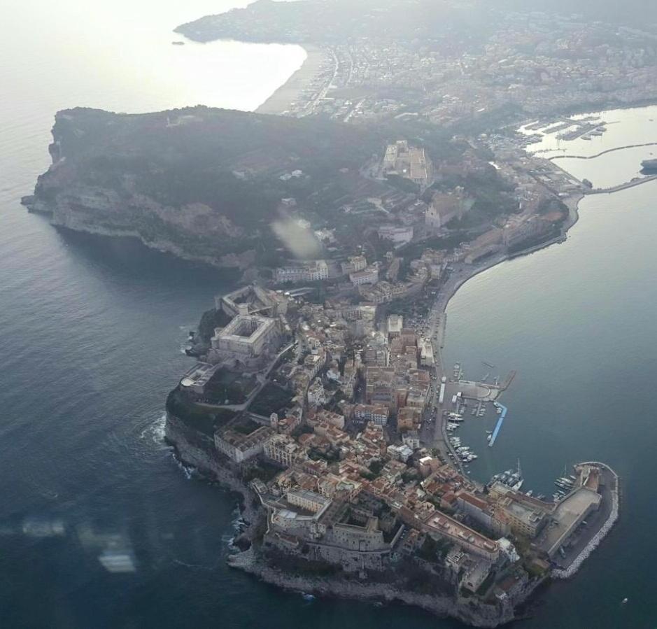 Brezza Di Mare Gaeta B&B Luaran gambar